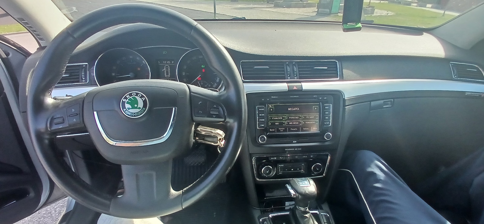 Škoda Superb Combi 2.0 TDI DSG Sequential, 140hp, 2011