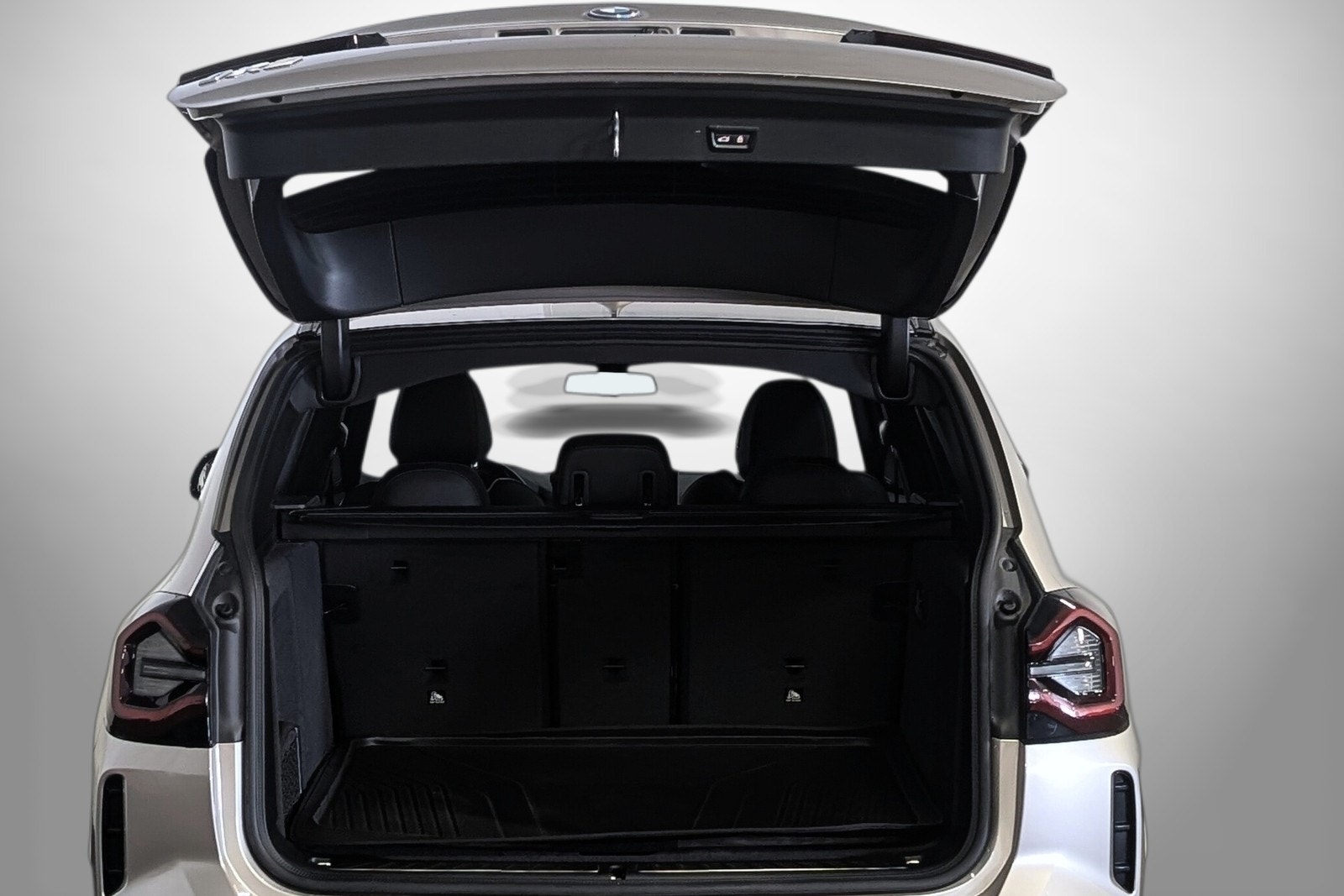 BMW iX3, 286hp, 2022