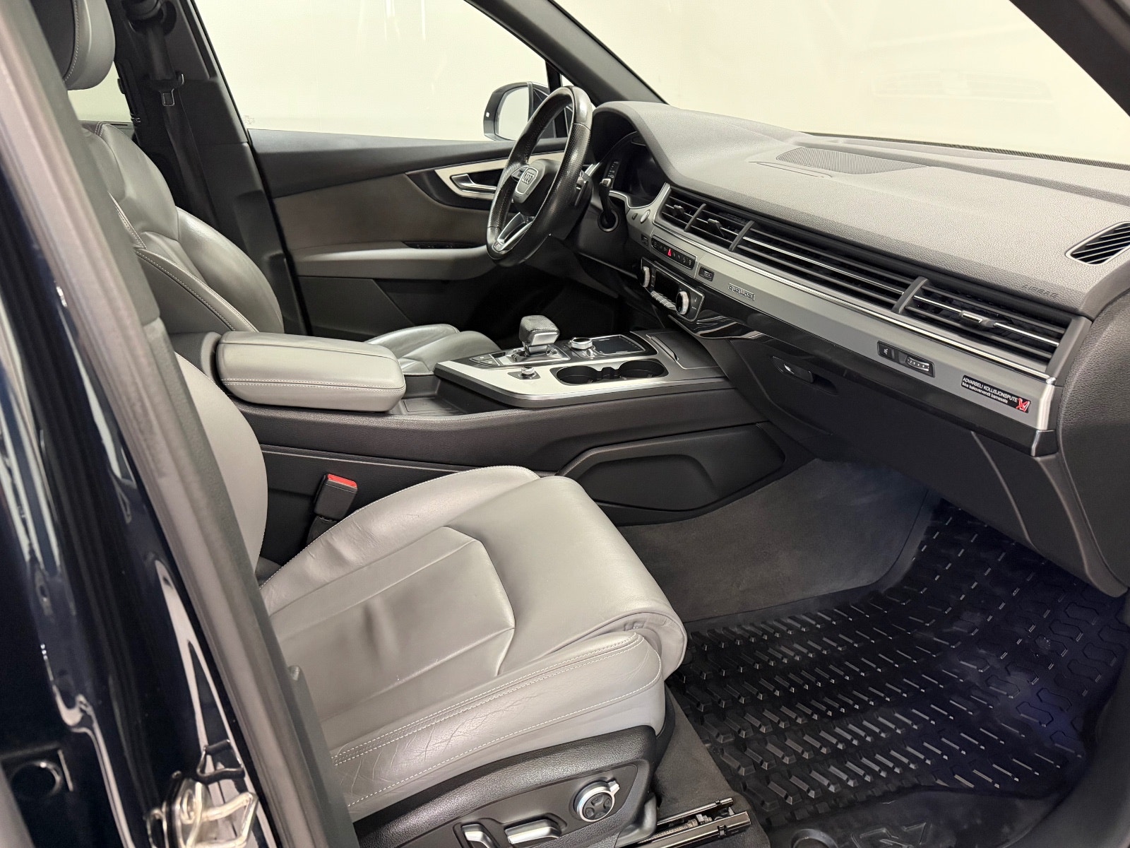 Audi Q7 e-Tron 3.0 TDI quattro TipTronic, 373hp, 2017