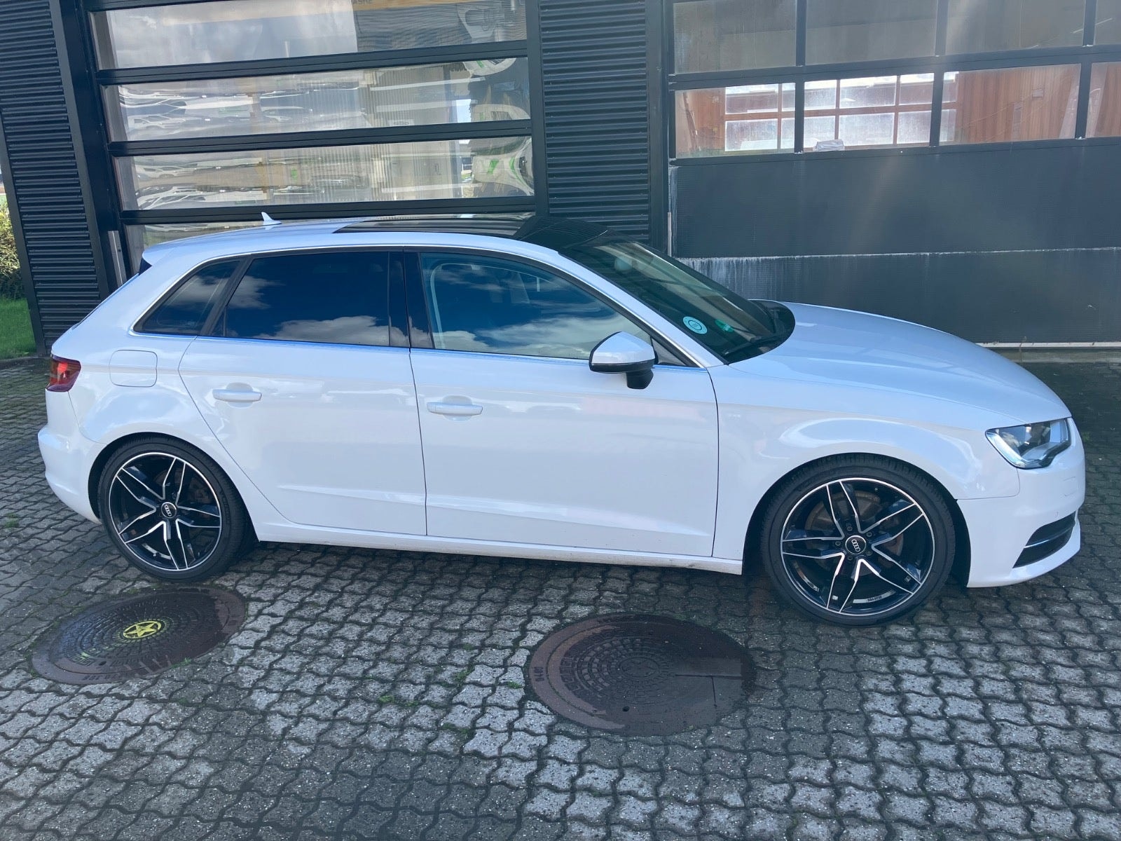 Audi A3 Sportback 2.0 TDI S Tronic, 6-trins, 150ps, 2015