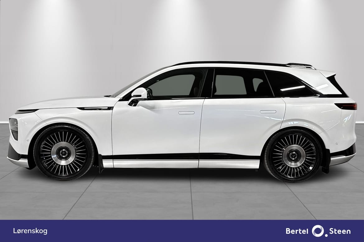 XPENG G9 Performance, 551ps, 2023