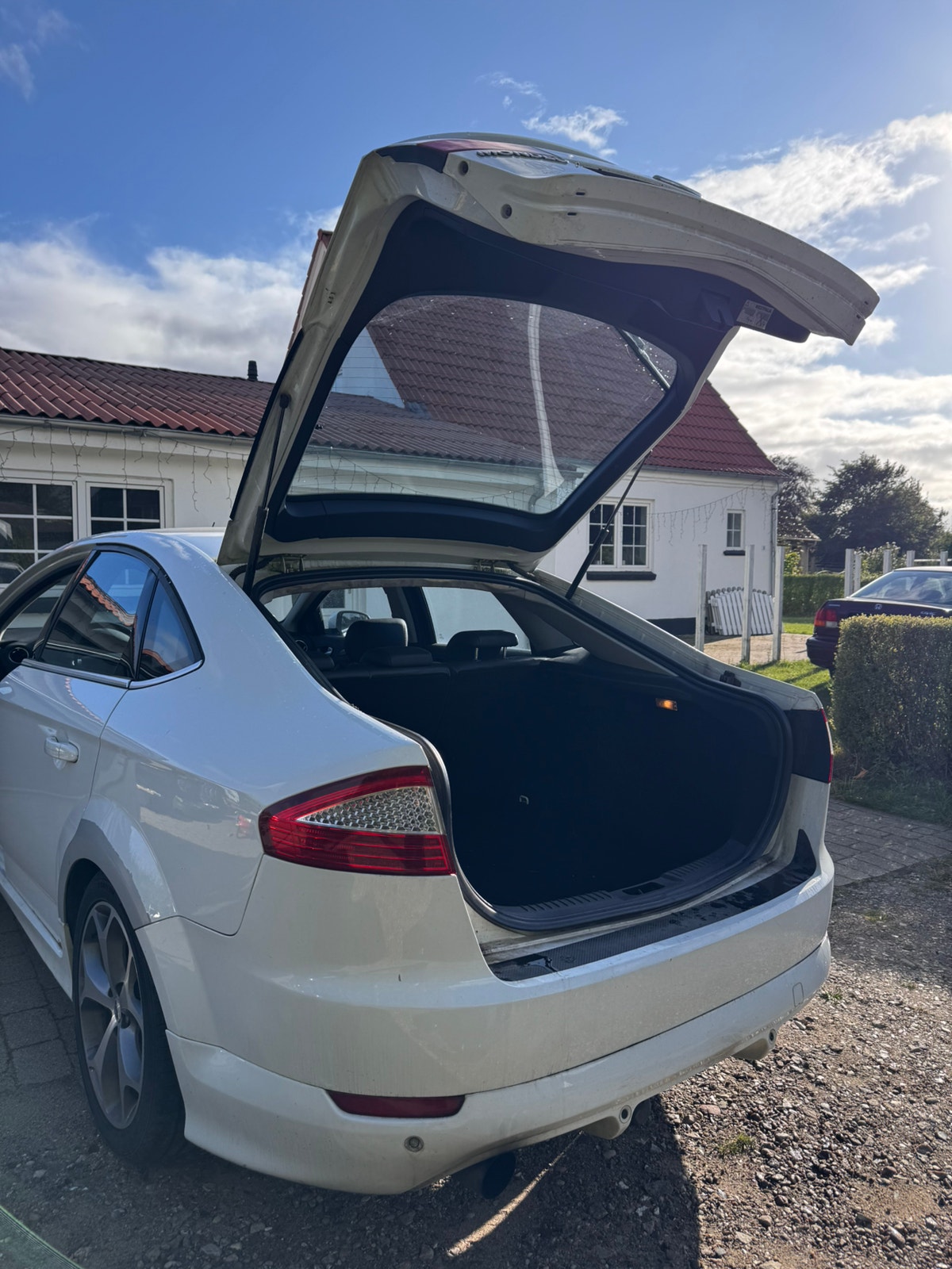 Ford Mondeo Hatchback 2.5 Manual, 220hp, 2008