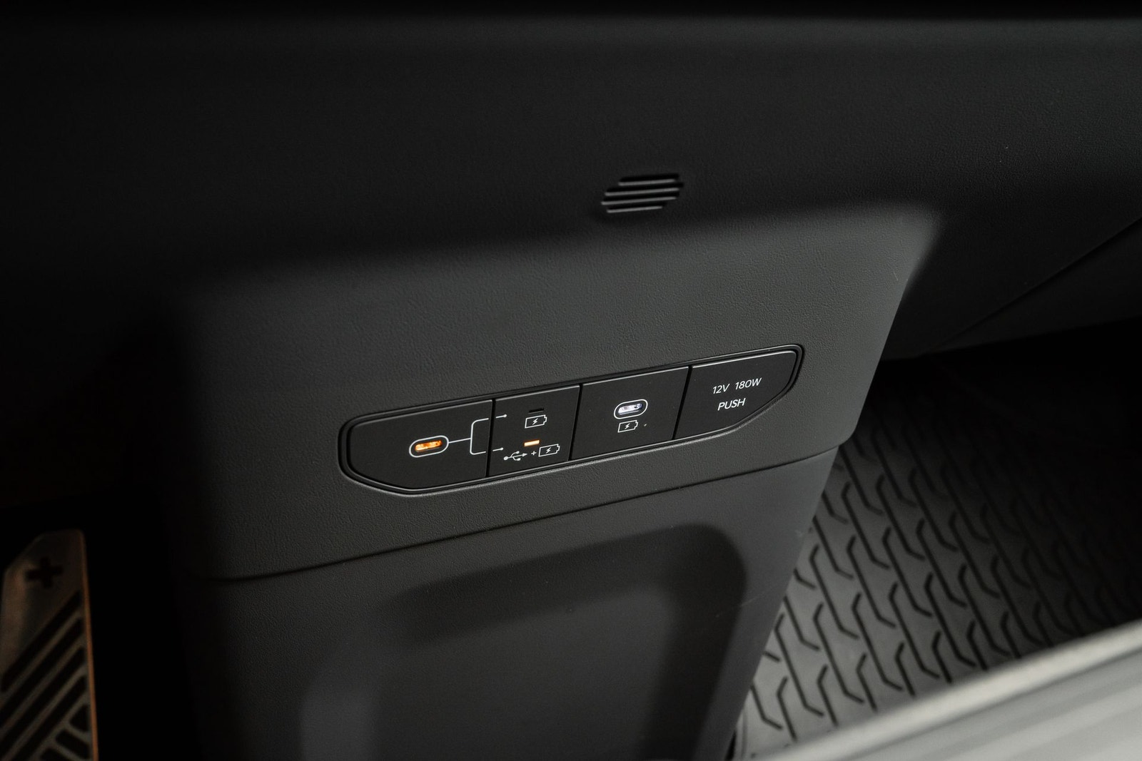 Kia EV9 AWD, 385ps, 2025