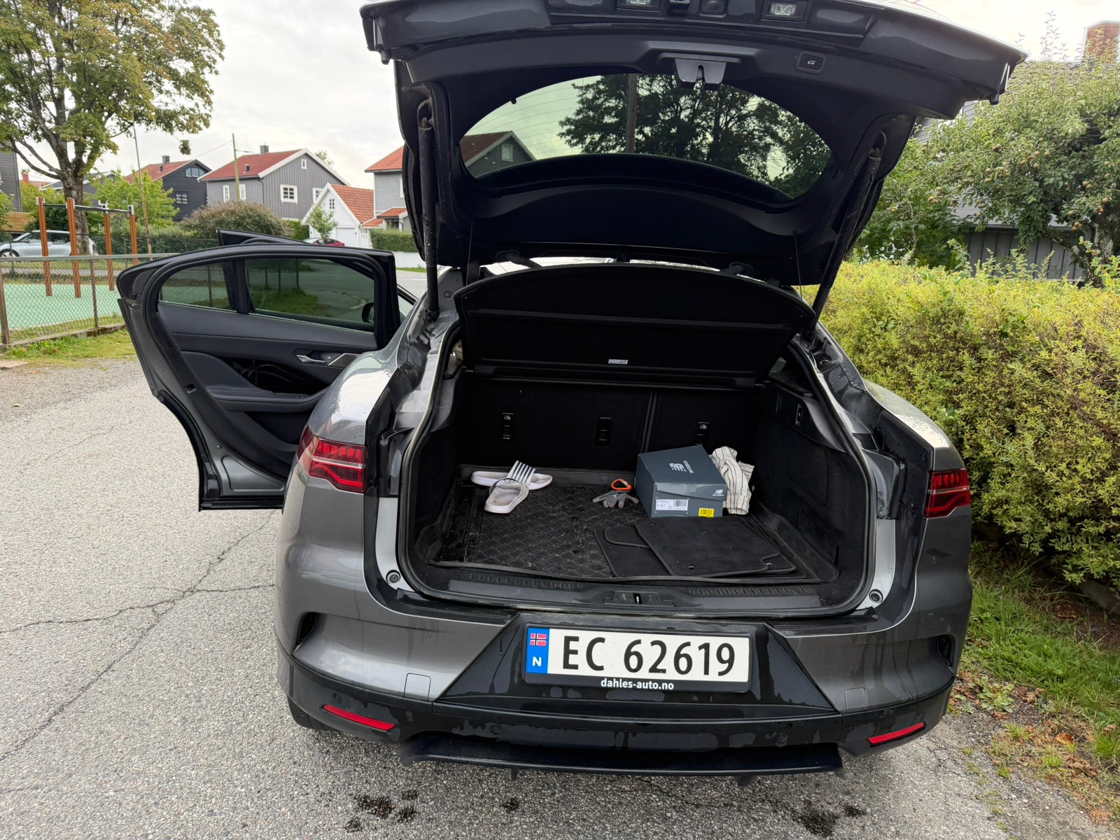 Jaguar I-Pace EV400, 400hp, 2020