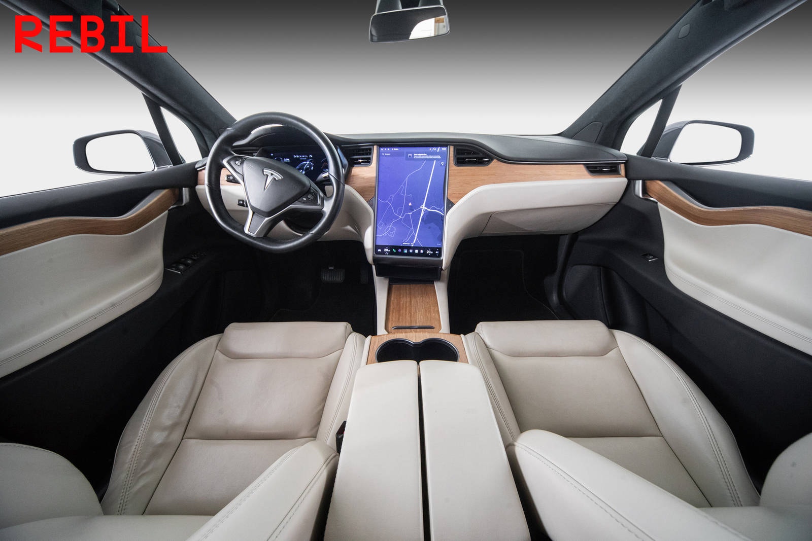 Tesla Model X Long Range, 423hp, 2020