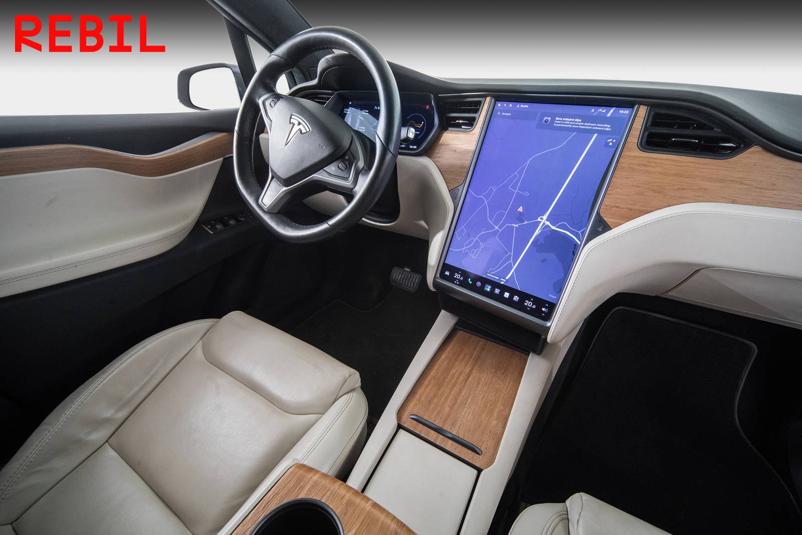 Tesla Model X Long Range, 423hp, 2020