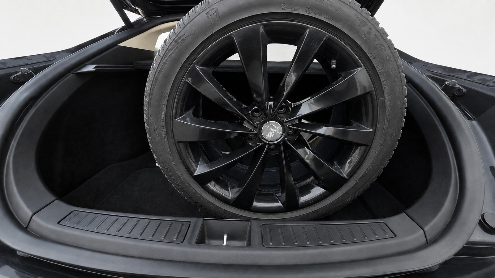 Tesla Model S 100D, 525hp, 2019