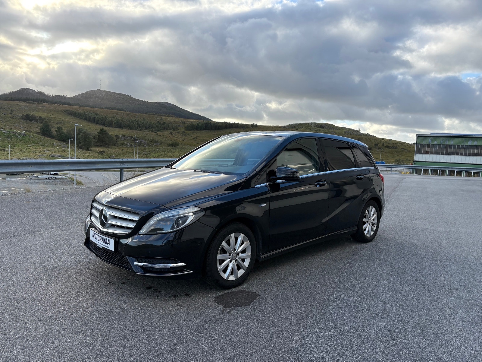 Mercedes-Benz B 180 CDI BlueEFFICIENCY Manual, 6-trins, 109ps, 2012