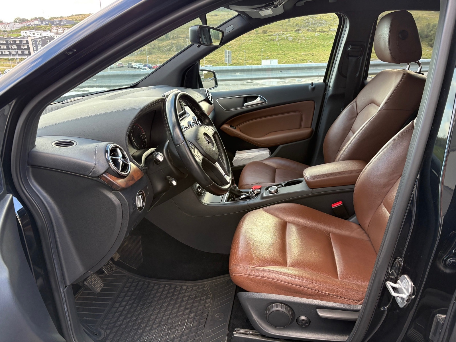 Mercedes-Benz B 180 CDI BlueEFFICIENCY Manual, 6-trins, 109ps, 2012