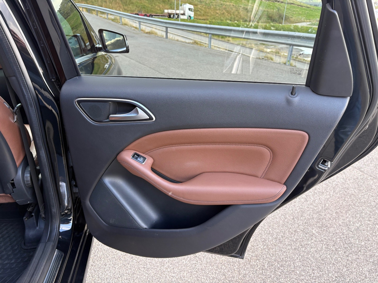 Mercedes-Benz B 180 CDI BlueEFFICIENCY Manual, 6-trins, 109ps, 2012