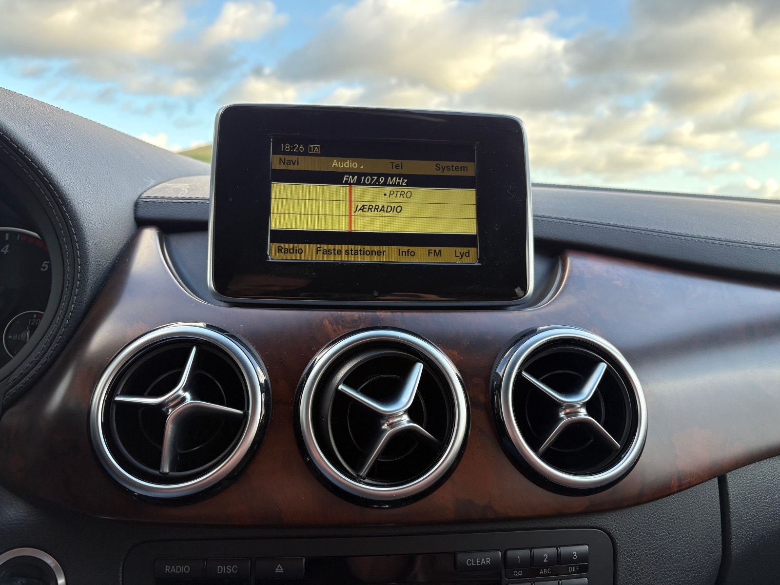 Mercedes-Benz B 180 CDI BlueEFFICIENCY Manual, 6-trins, 109ps, 2012