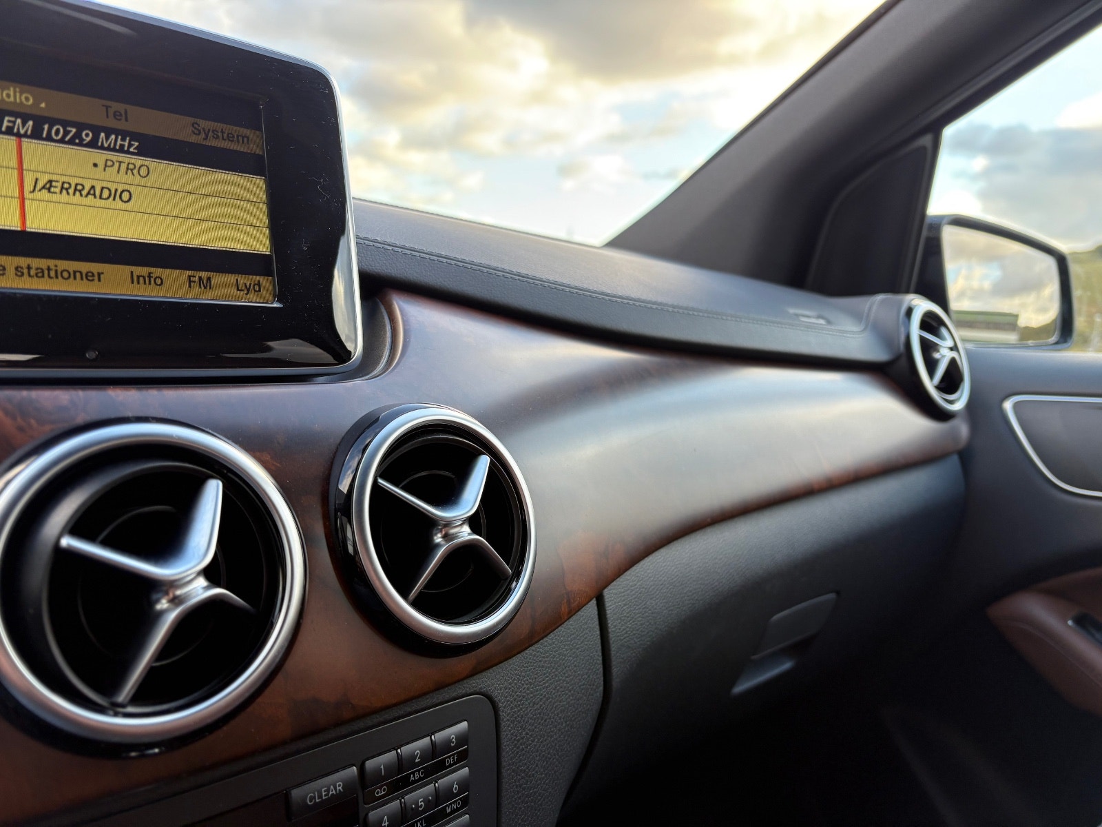 Mercedes-Benz B 180 CDI BlueEFFICIENCY Manual, 6-trins, 109ps, 2012