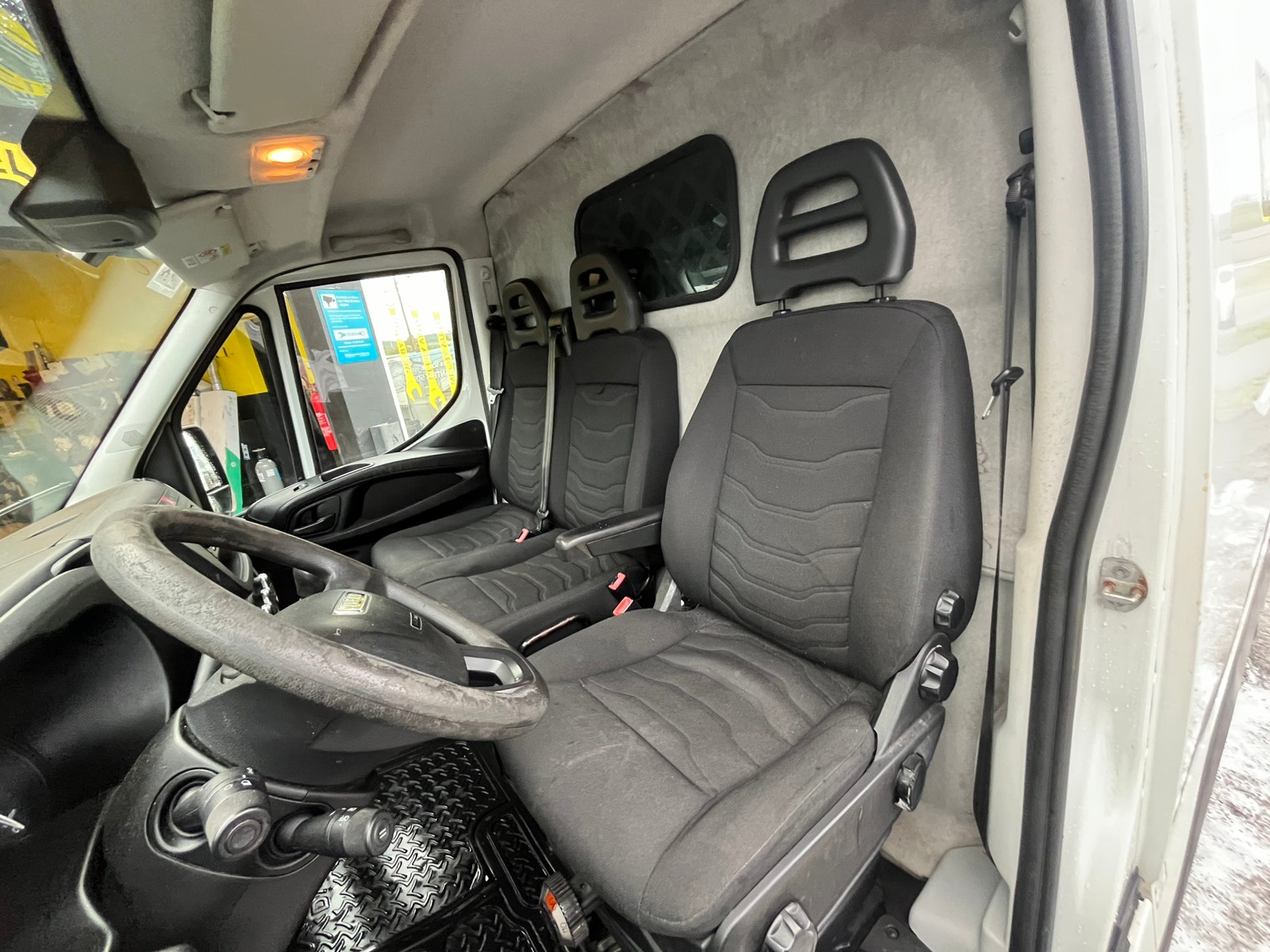 Iveco Daily 35-150 Van 2.3 JTD Manual, 146hp, 2015