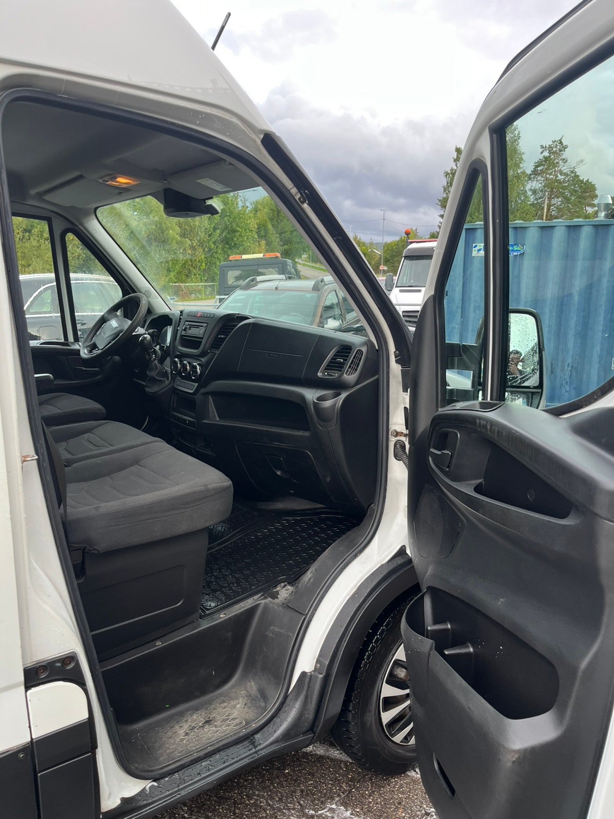 Iveco Daily 35-150 Van 2.3 JTD Manual, 146hp, 2015