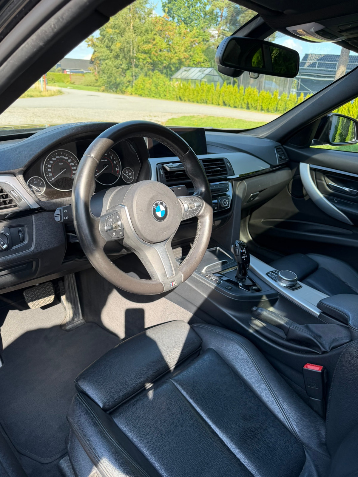 BMW 330e Sedan Steptronic, 252hp, 2018