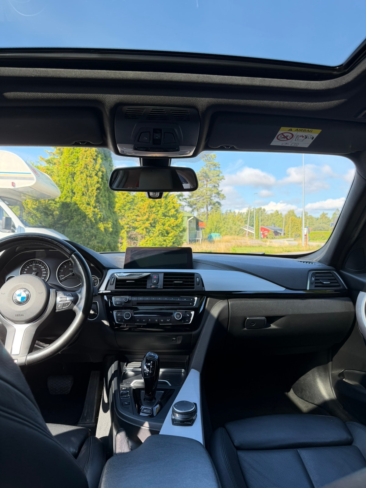 BMW 330e Sedan Steptronic, 252hp, 2018