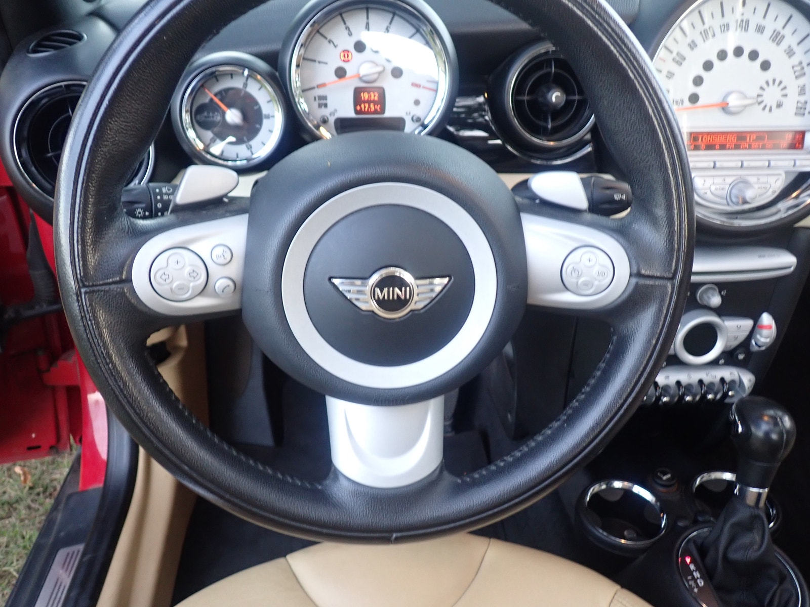 MINI Cooper Convertible Automatic, 6-trins, 120ps, 2009