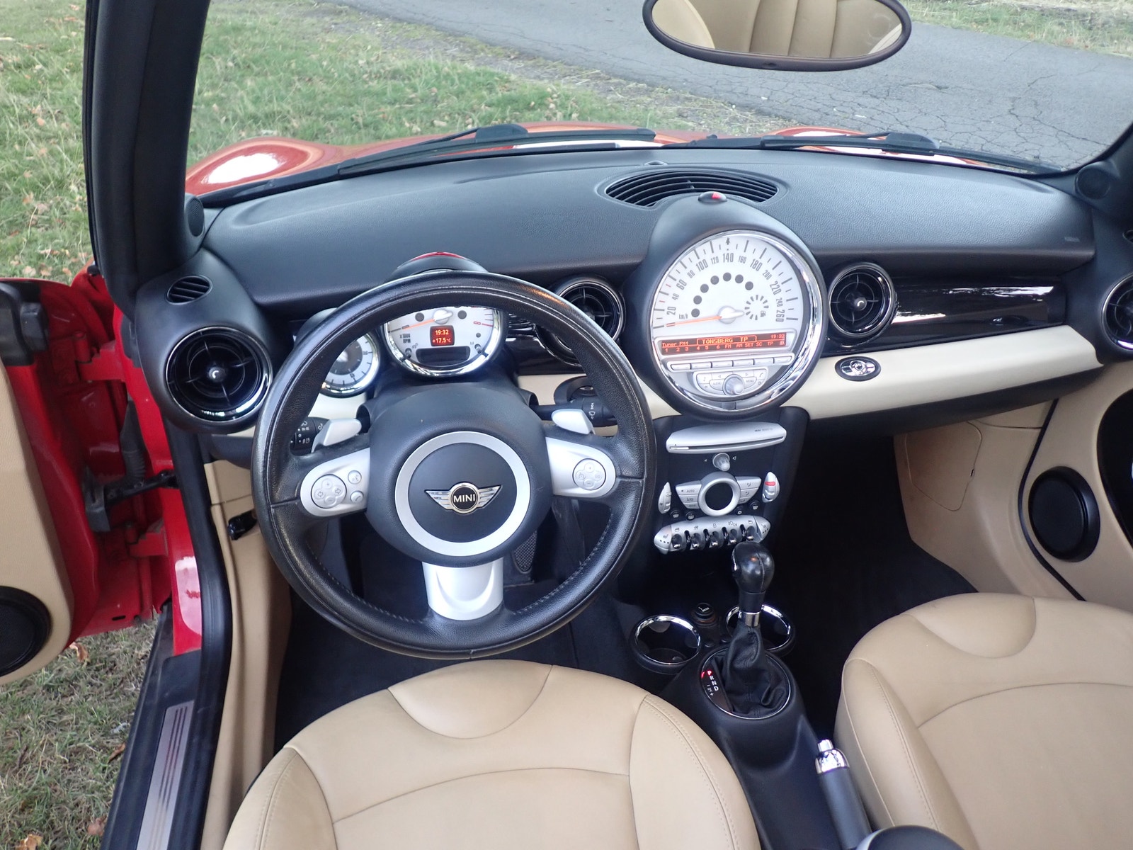 MINI Cooper Convertible Automatic, 6-trins, 120ps, 2009