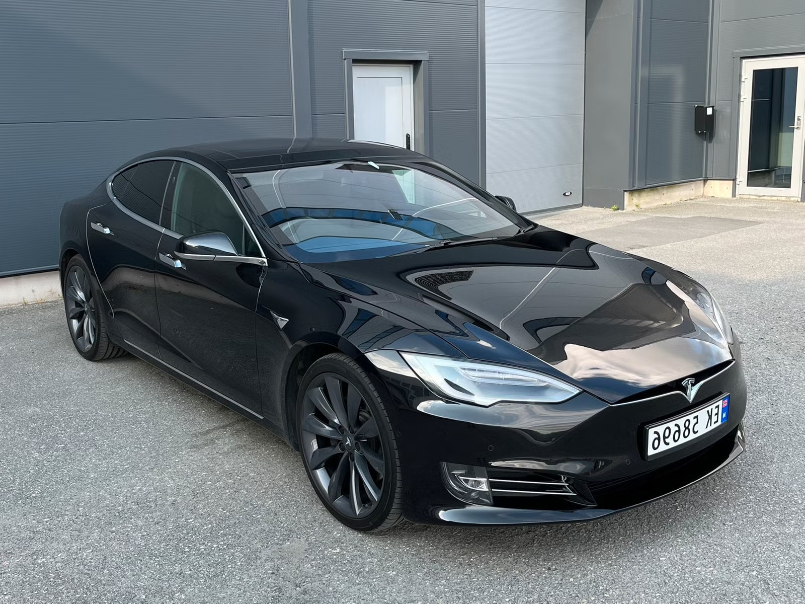 Tesla Model S 75D, 525ps, 2017