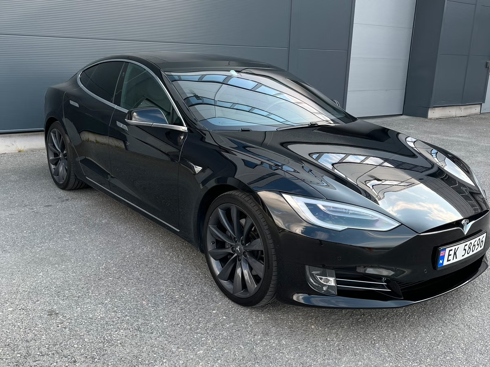 Tesla Model S 75D, 525ps, 2017