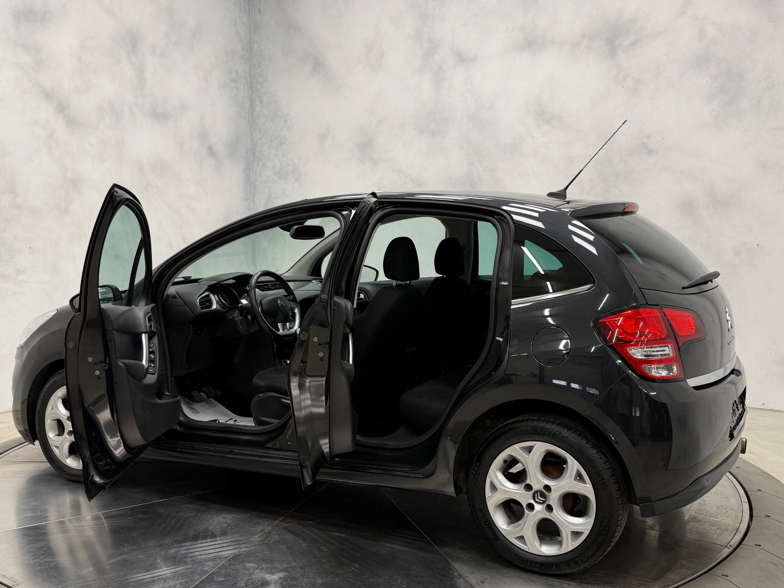 Citroën C3 1.6 HDi 90 Manual, 5-trins, 92ps, 2011