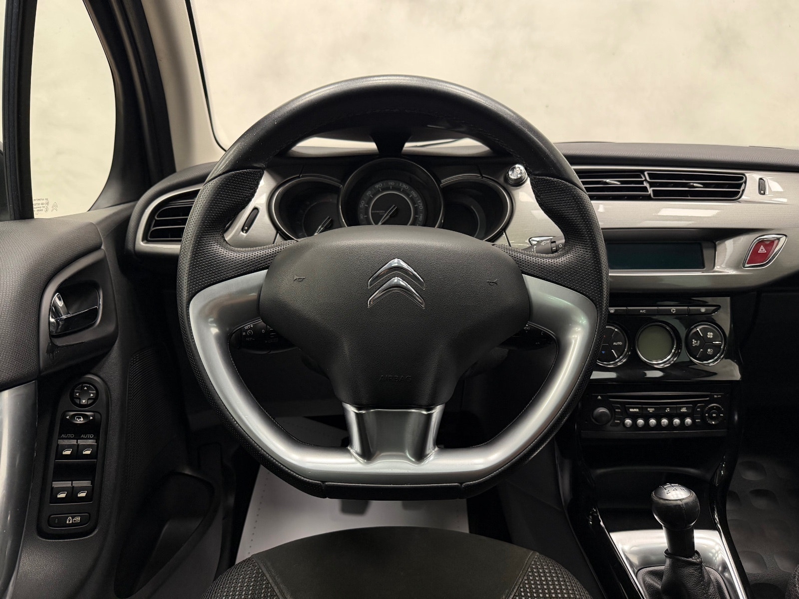 Citroën C3 1.6 HDi 90 Manual, 5-trins, 92ps, 2011