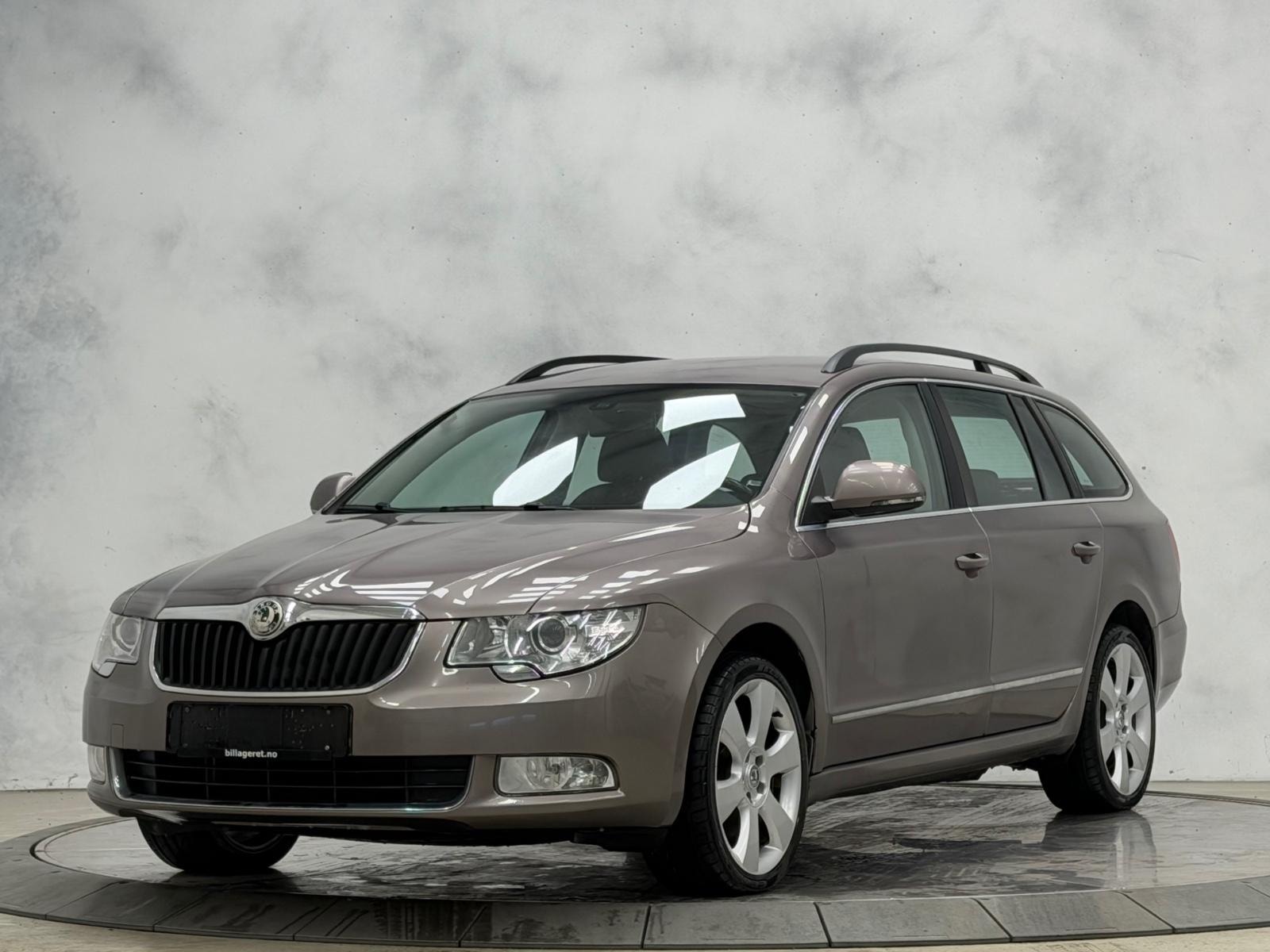Škoda Superb Combi 2.0 TDI DSG Sequential, 6-trins, 140ps, 2011