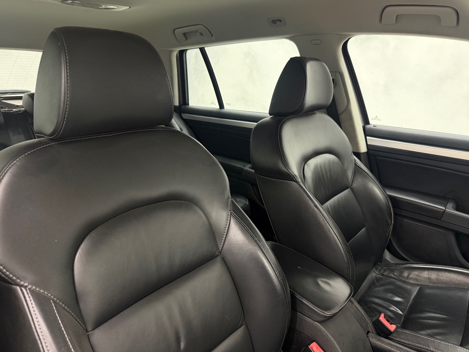 Škoda Superb Combi 2.0 TDI DSG Sequential, 6-trins, 140ps, 2011