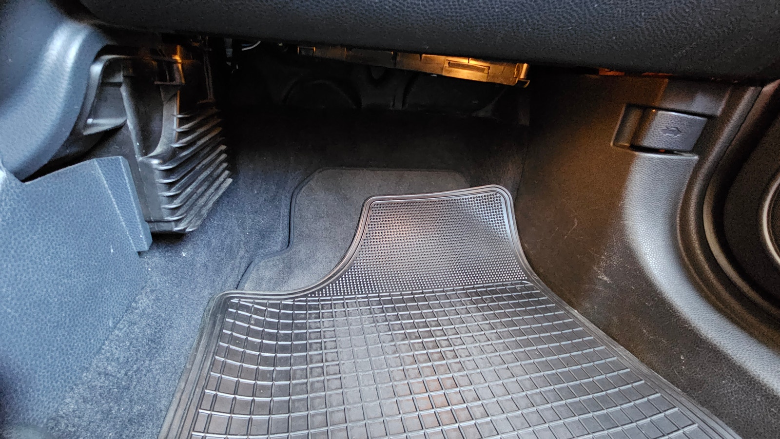 MINI Cooper Manual, 5-trins, 116ps, 2005