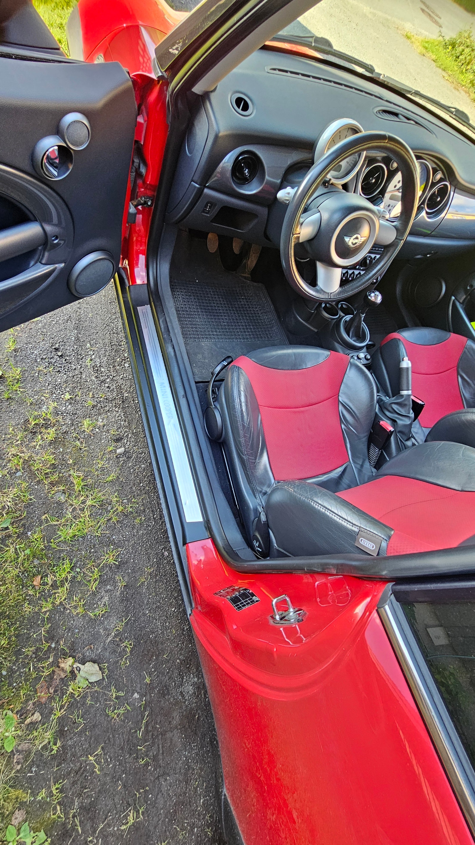 MINI Cooper Manual, 5-trins, 116ps, 2005