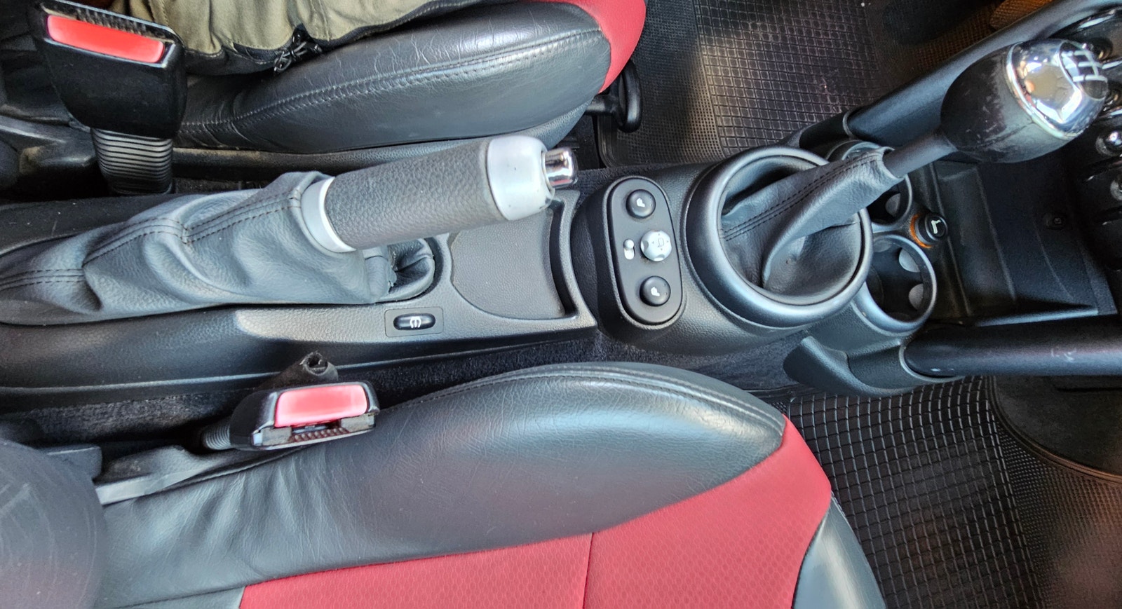 MINI Cooper Manual, 5-trins, 116ps, 2005