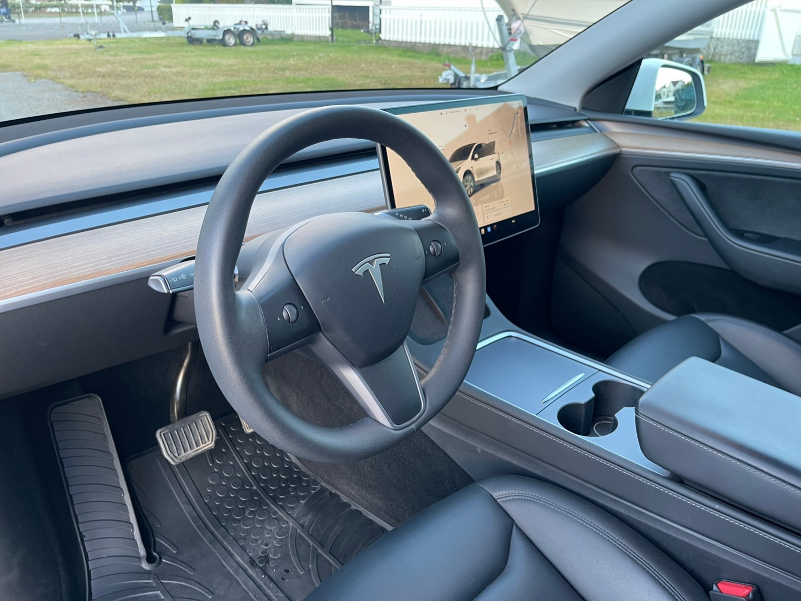 Tesla Model Y Long Range AWD, 514ps, 2023