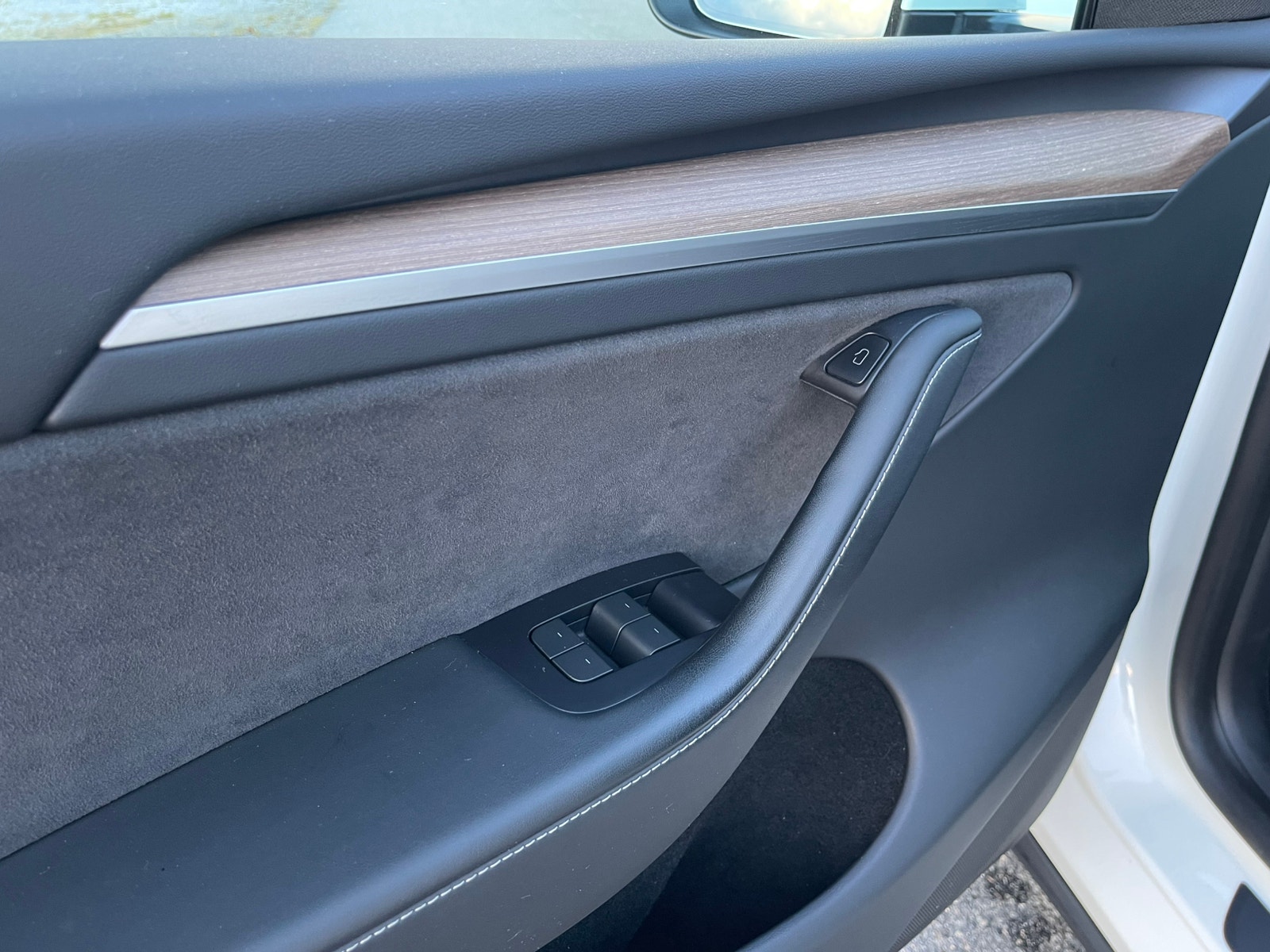Tesla Model Y Long Range AWD, 514ps, 2023