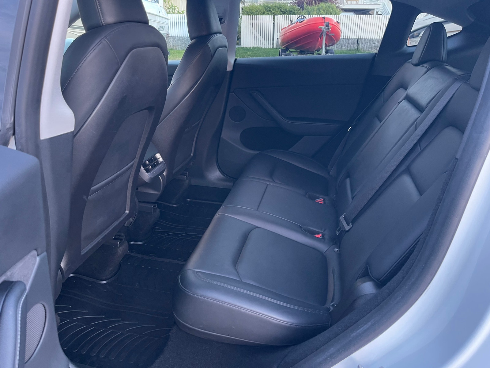 Tesla Model Y Long Range AWD, 514ps, 2023