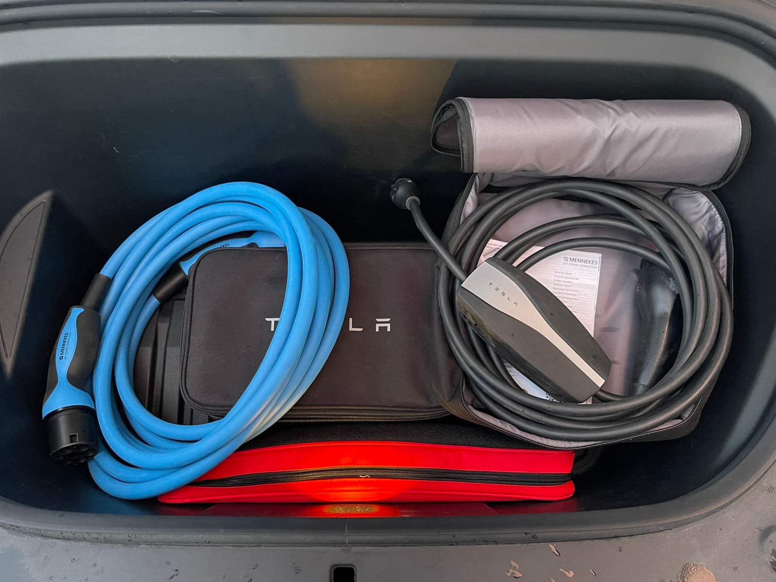 Tesla Model Y Long Range AWD, 514ps, 2023