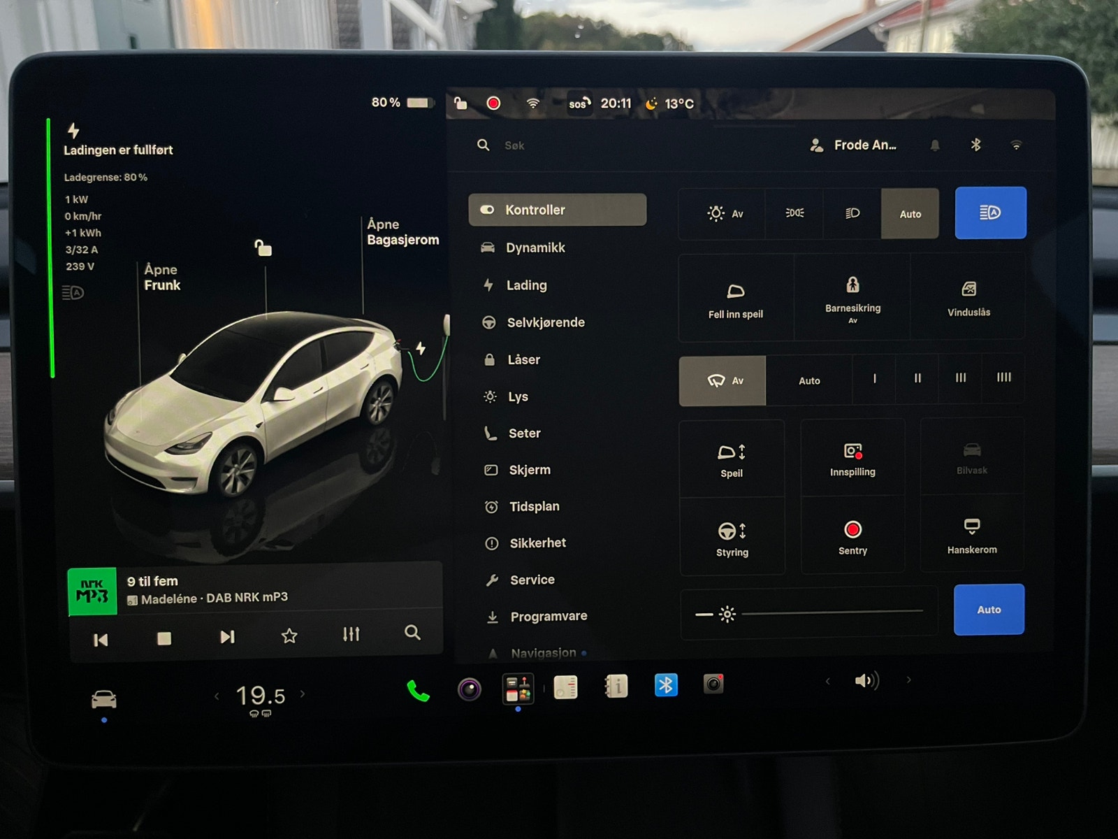 Tesla Model Y Long Range AWD, 514ps, 2023