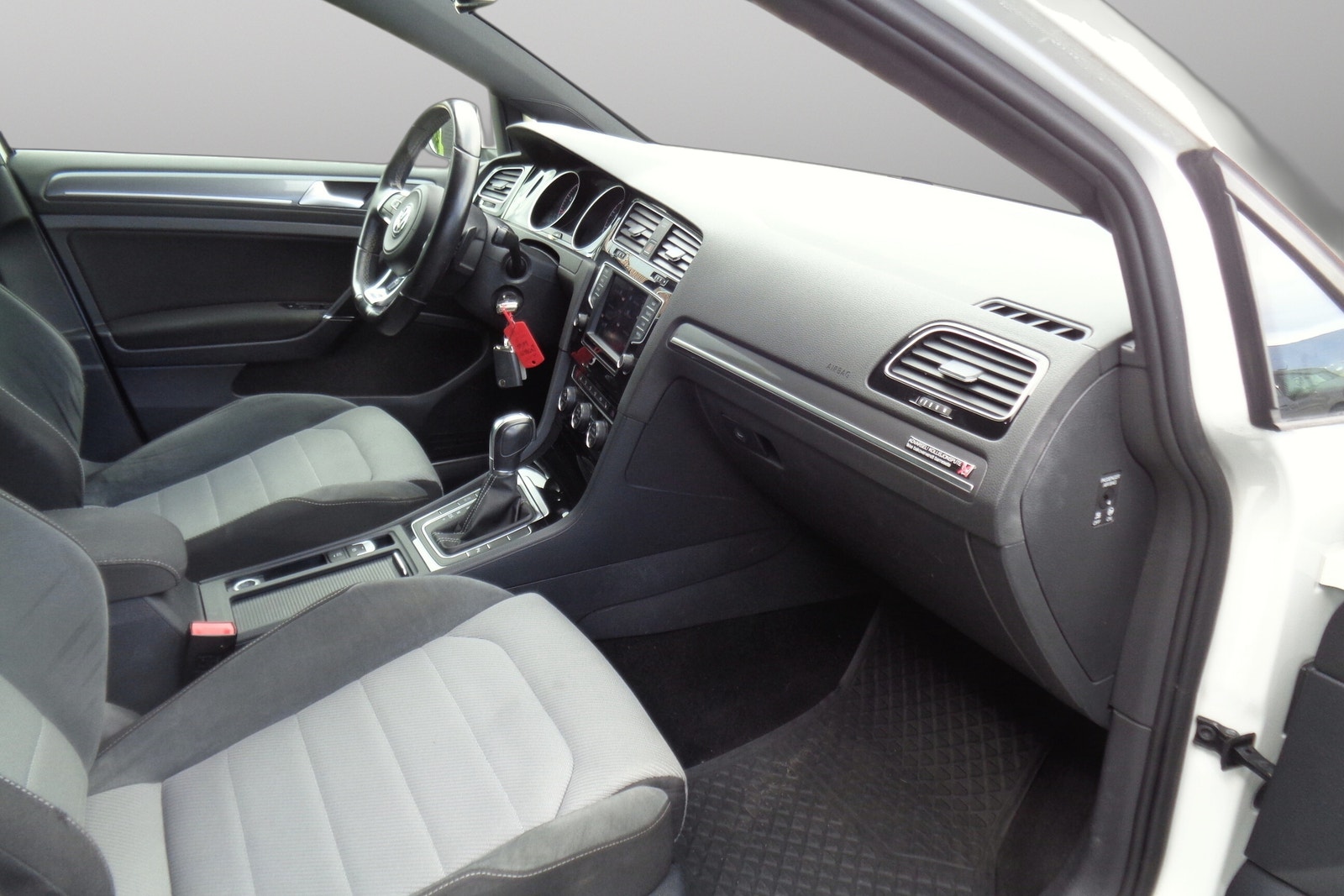 Volkswagen Golf Variant 1.4 TSI BMT DSG Sequential, 7-trins, 150ps, 2016