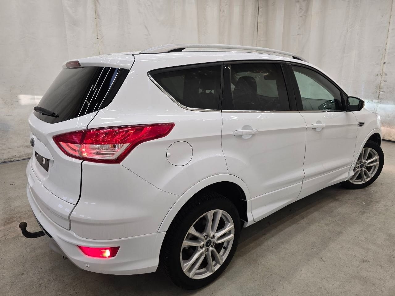 Ford Kuga 2.0 TDCi AWD Powershift, 180hp, 2015