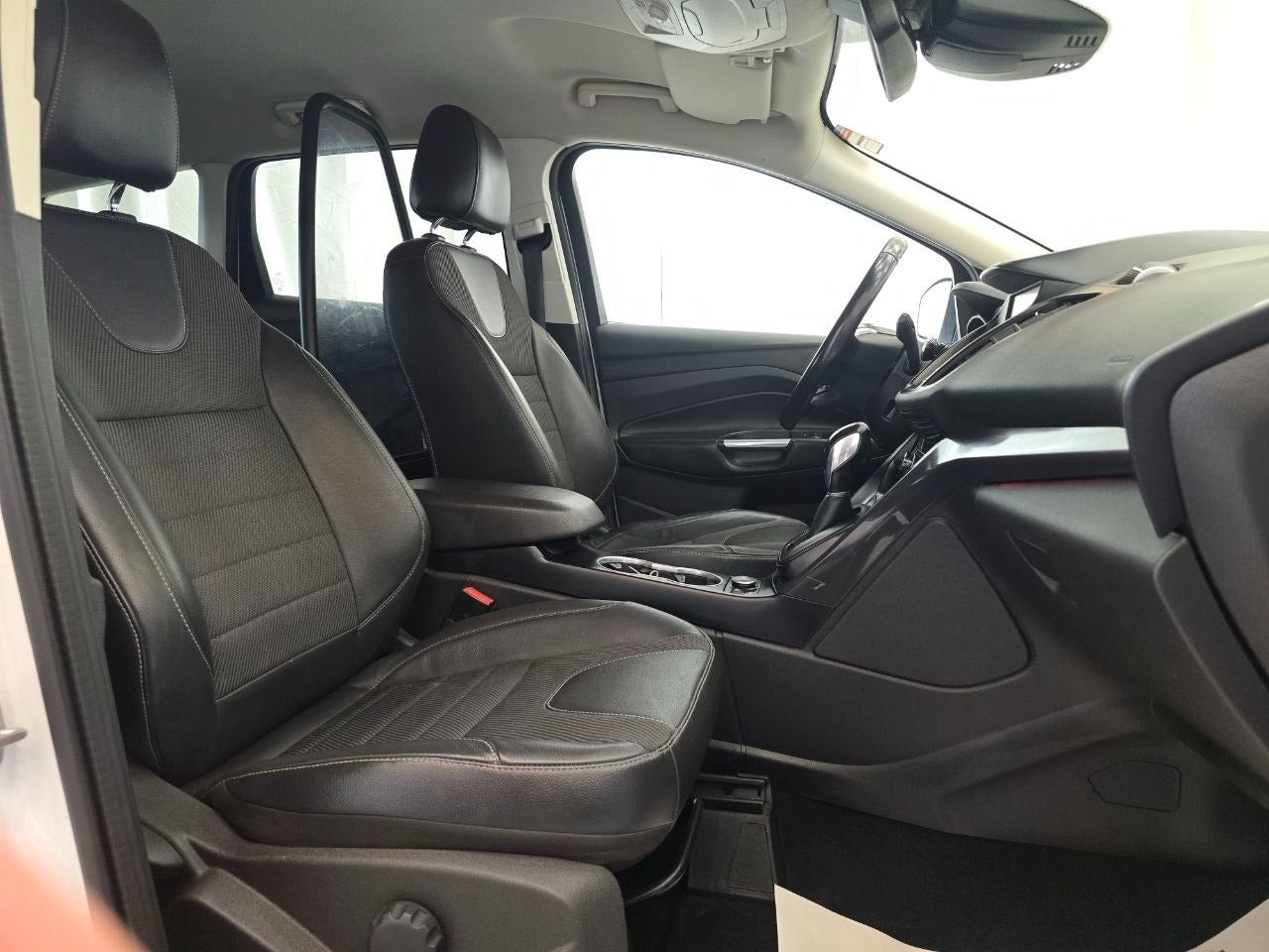 Ford Kuga 2.0 TDCi AWD Powershift, 180hp, 2015