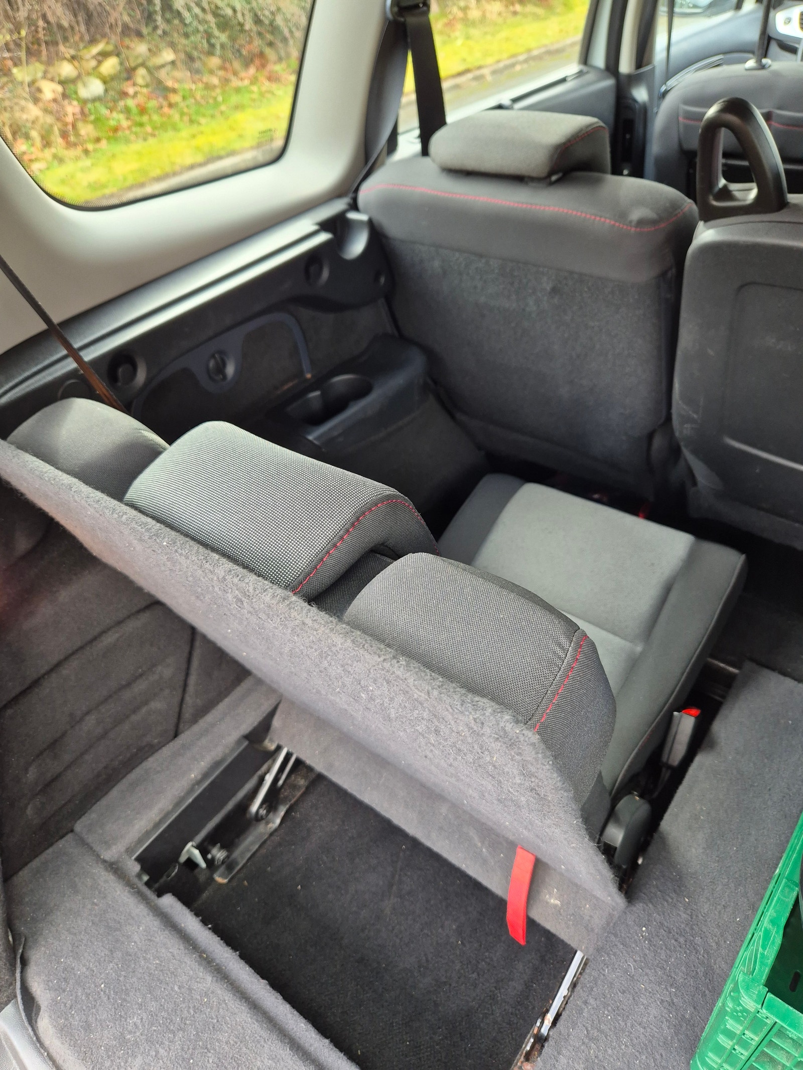 Renault Grand Scénic 1.5 dCi Manual, 6-trins, 110ps, 2013
