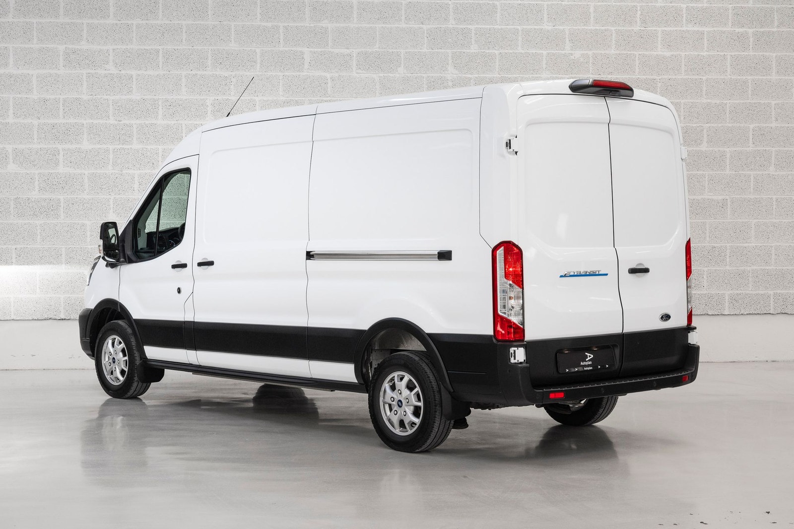 Ford E-Transit 350, 269ps, 2022