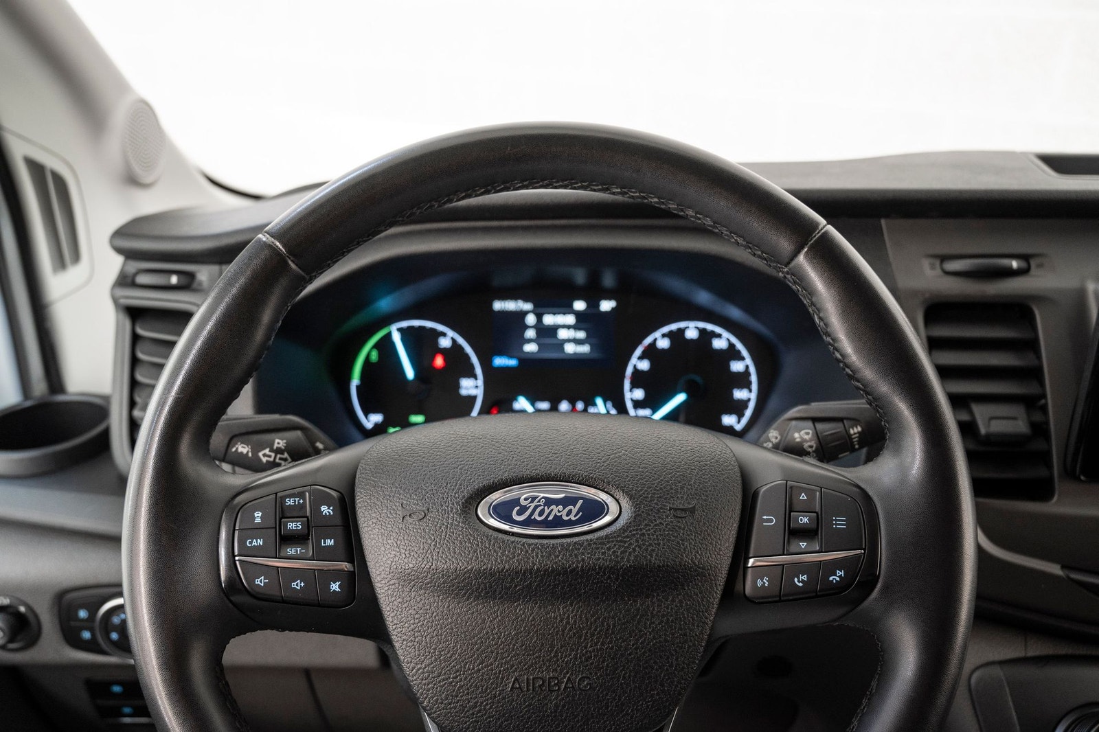 Ford E-Transit 350, 269ps, 2022