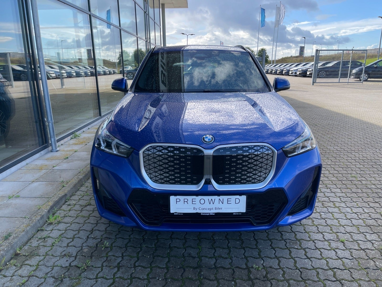 BMW iX1 eDrive20, 204ps, 2025