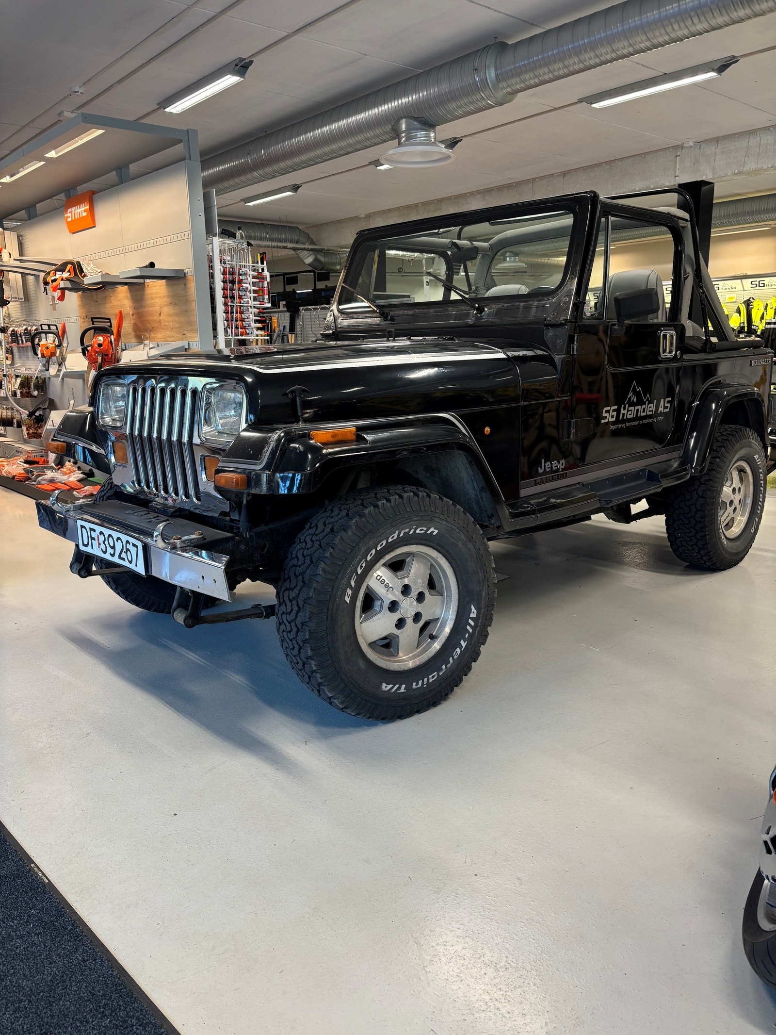 Jeep Wrangler 4.2 4WD Manual, 114hp, 1988