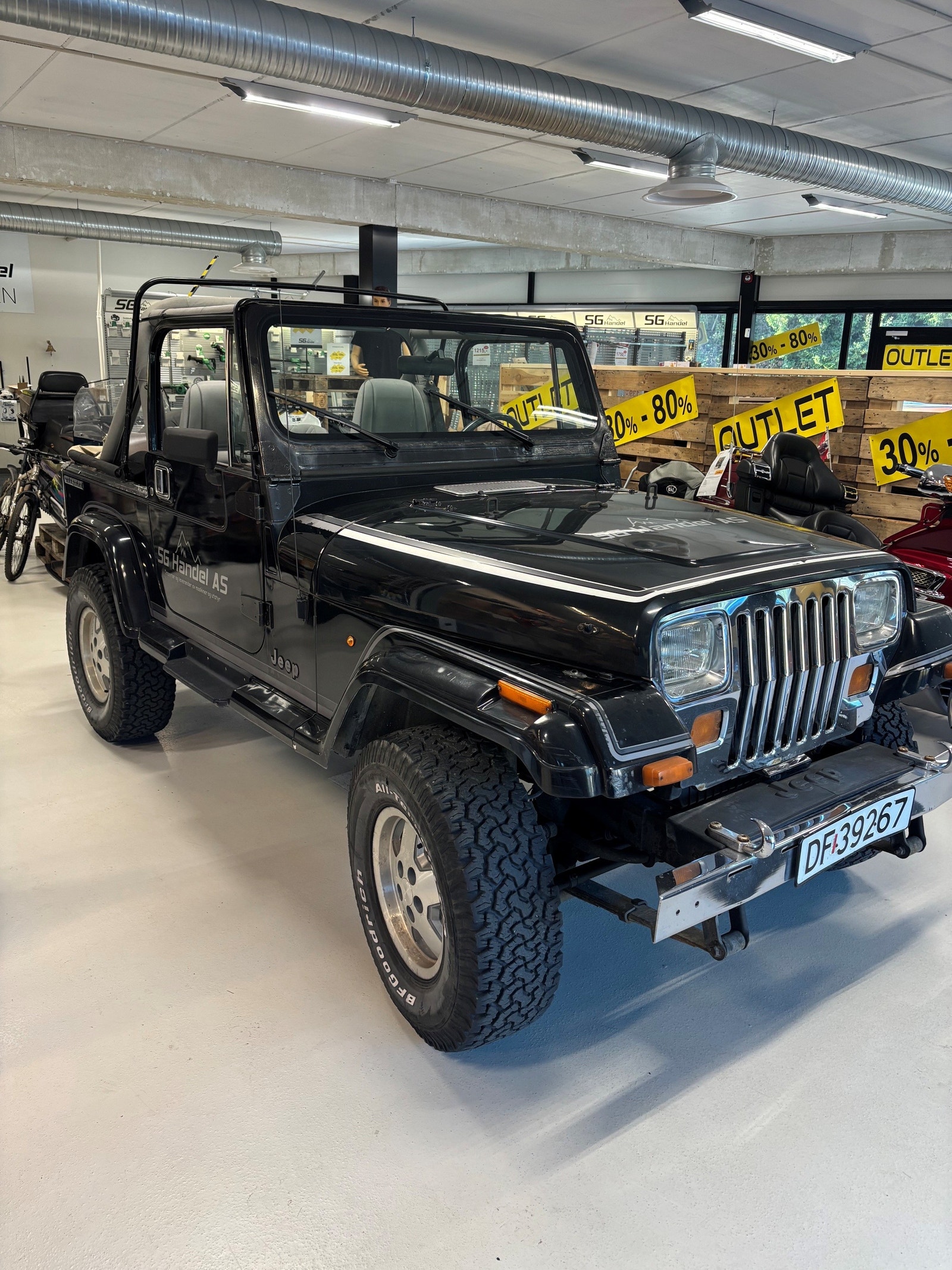Jeep Wrangler 4.2 4WD Manual, 114hp, 1988