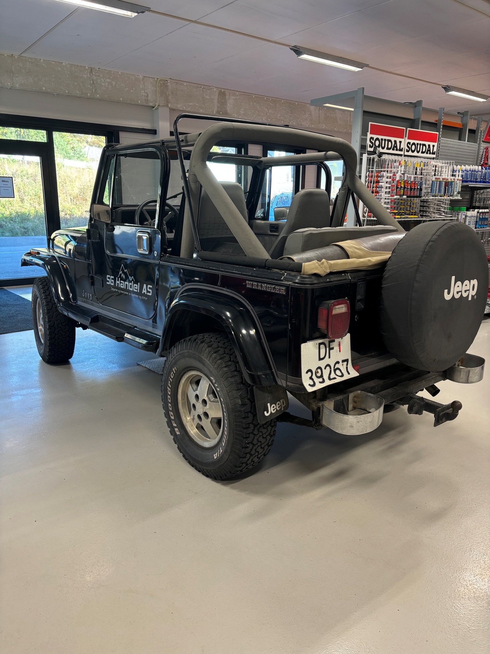 Jeep Wrangler 4.2 4WD Manual, 114hp, 1988