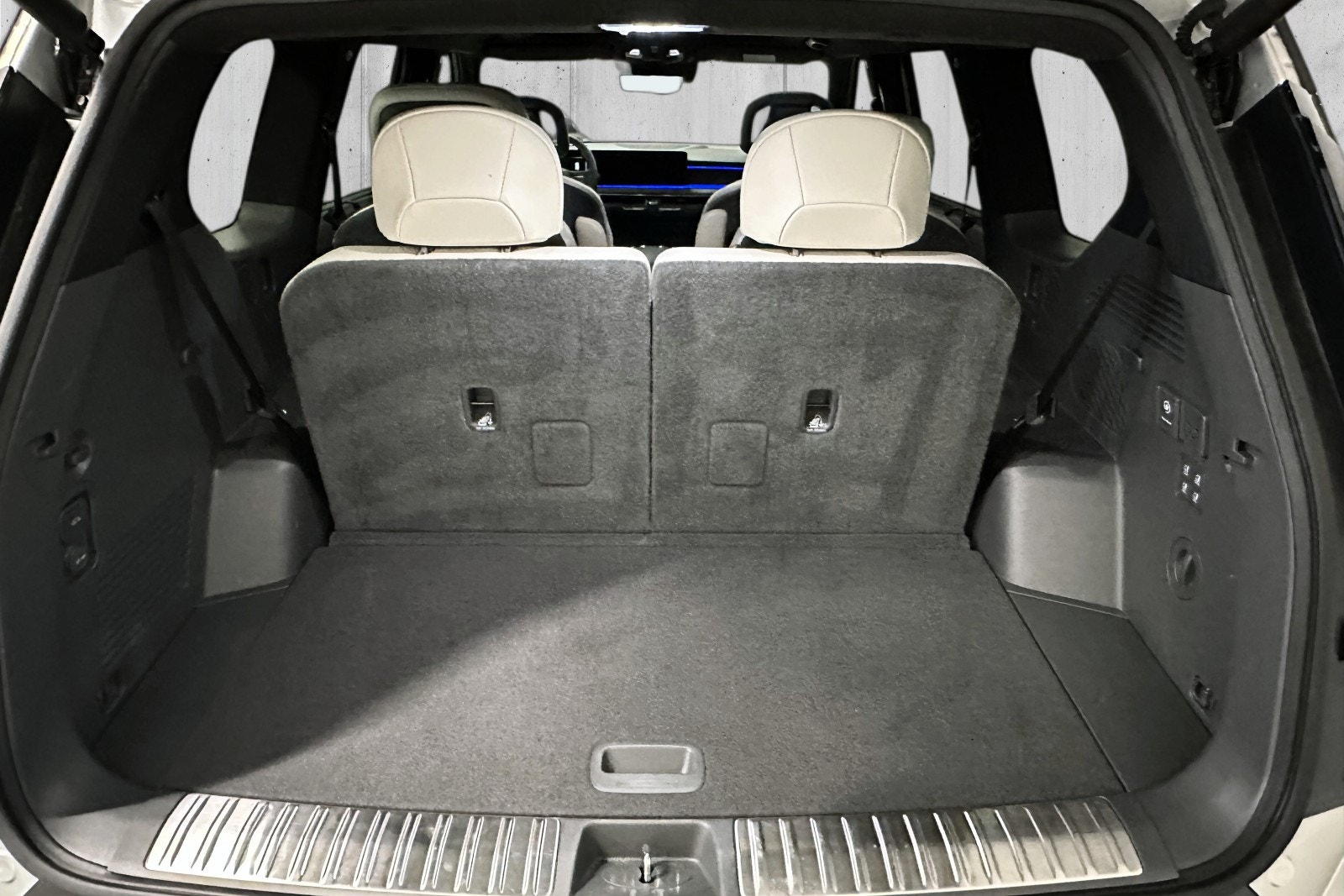 Kia EV9 AWD, 385ps, 2025