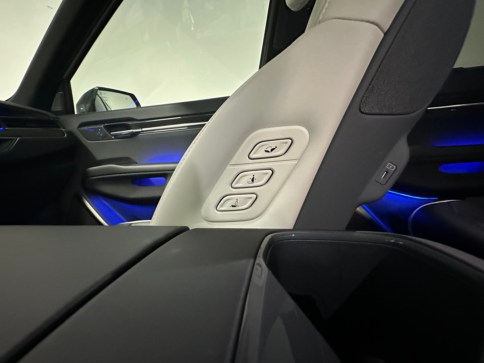 Kia EV9 AWD, 385ps, 2025