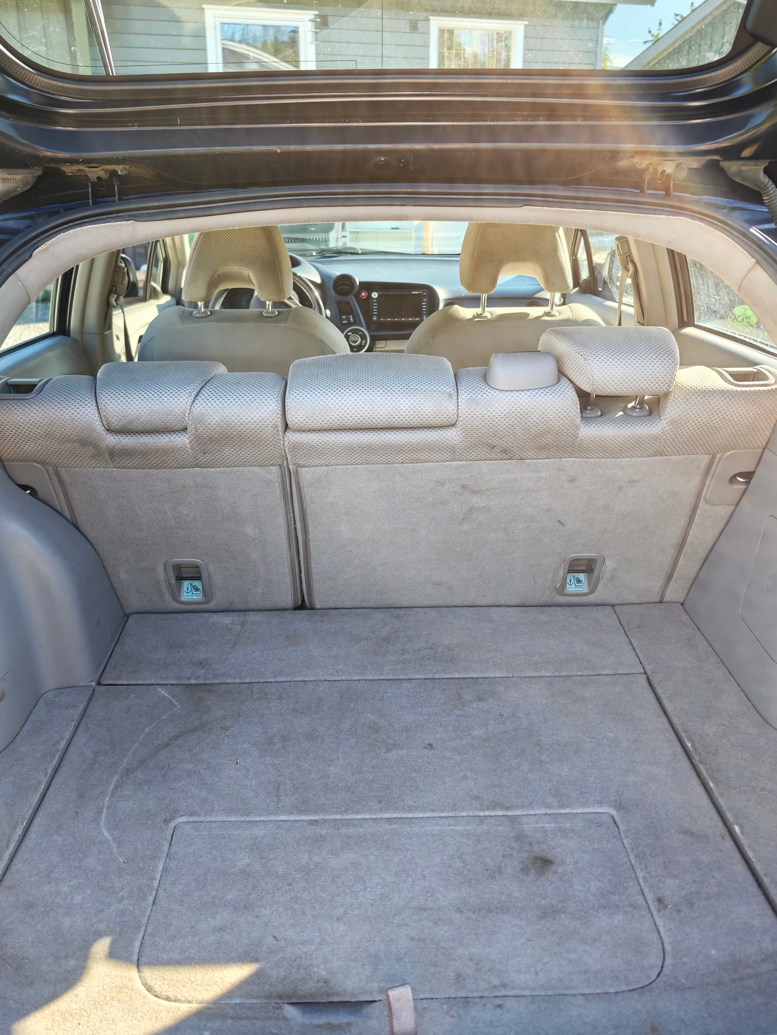 Honda Insight 1.3 IMA CVT, 102hp, 2010