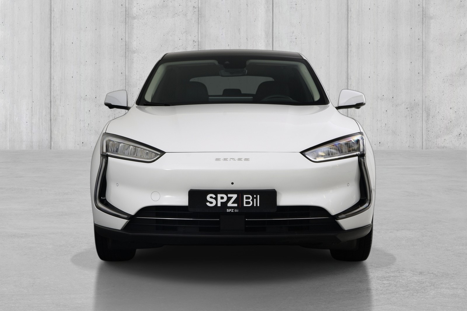 Seres 5 80 kWh AWD, 585ps, 2023